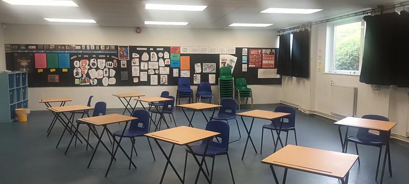 Chadwell Heath Academy Classroom 29 - next to Drama Rooms - photo 3