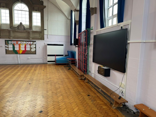 Stourfield Infant School Main Hall - photo 3