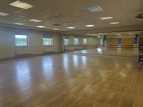 Masque Theatre Dance DA1 (DANCE 70)