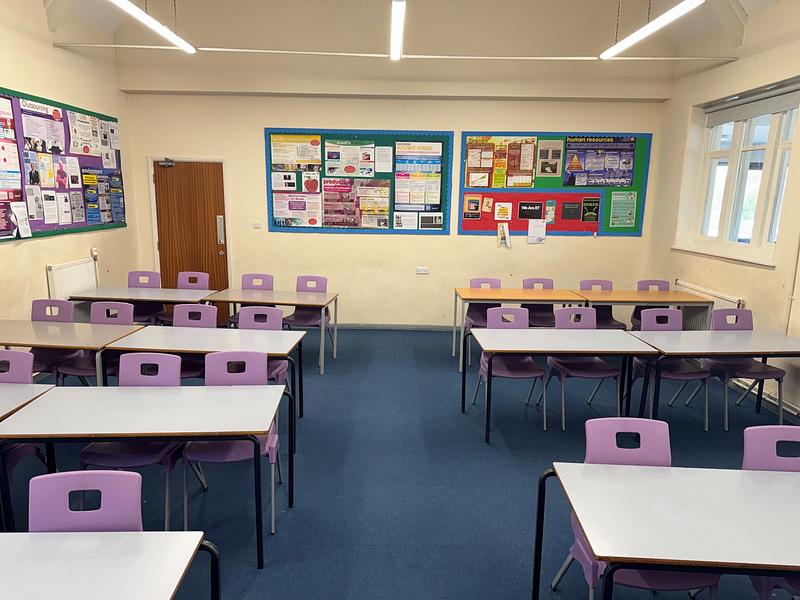 Hockerill Anglo-European College Classroom H 6 - photo 3
