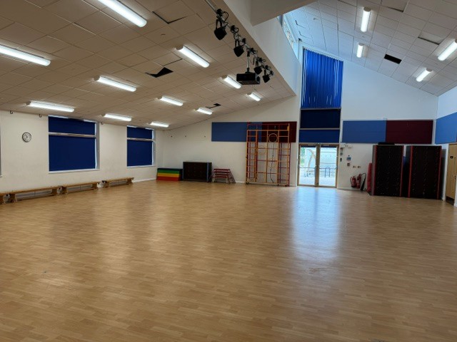 Twynham Primary School Main Hall - photo 1