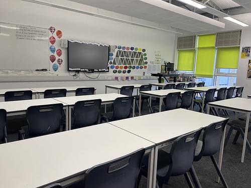 Tudor Grange Academy Solihull Maple Classroom MF5