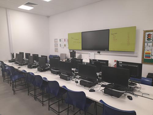 Southchurch High School Classroom C000