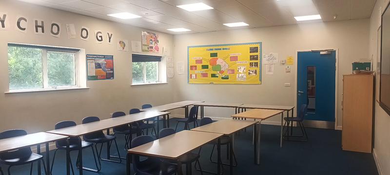 Chadwell Heath Academy Classroom 82 - photo 2