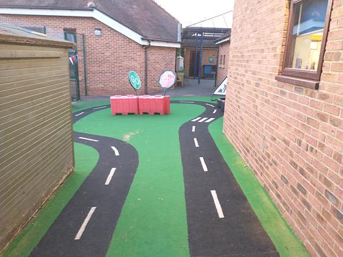 Tudor Grange Primary Academy Haselor Mini Play Area
