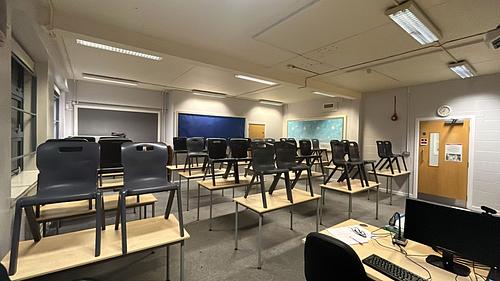 Oaks Park High School Classroom D6 G