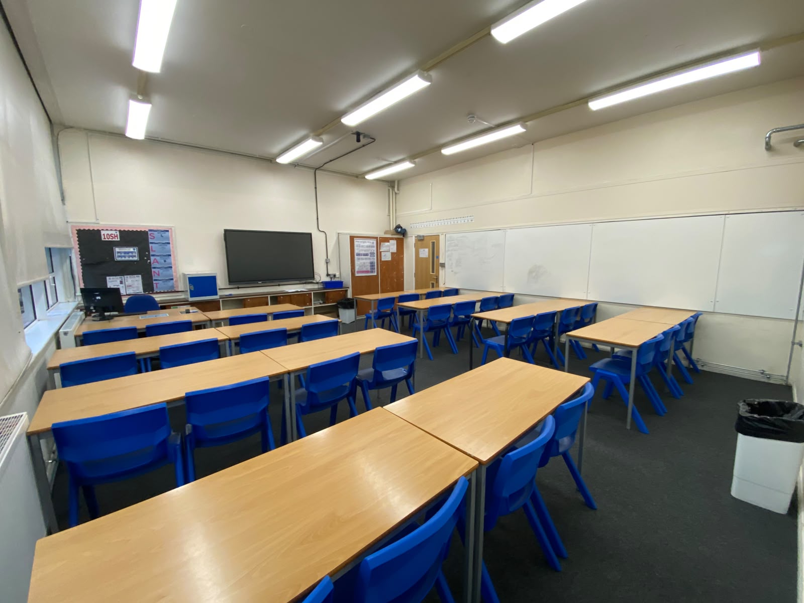 Langley Park School for Girls Classroom M001 - photo 2