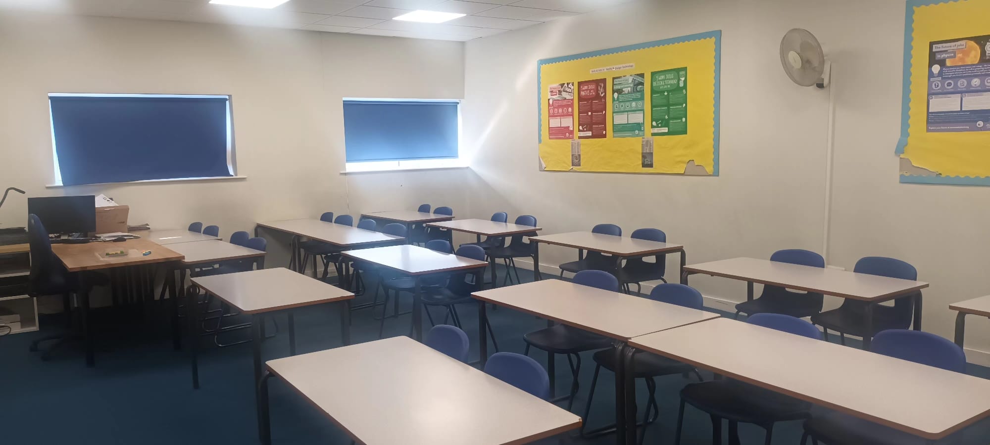 Chadwell Heath Academy Classroom 80 - photo 4