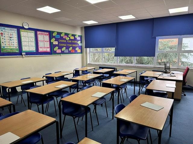 Poole High School Classroom 32 - photo 2
