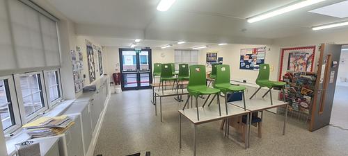 Eastlea Community School RB/1 Classroom